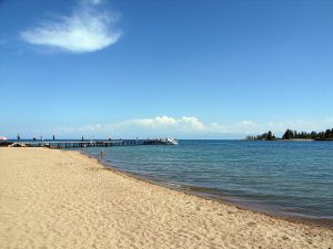 Subject photograph — File:Issyk-Kul beach.jpg