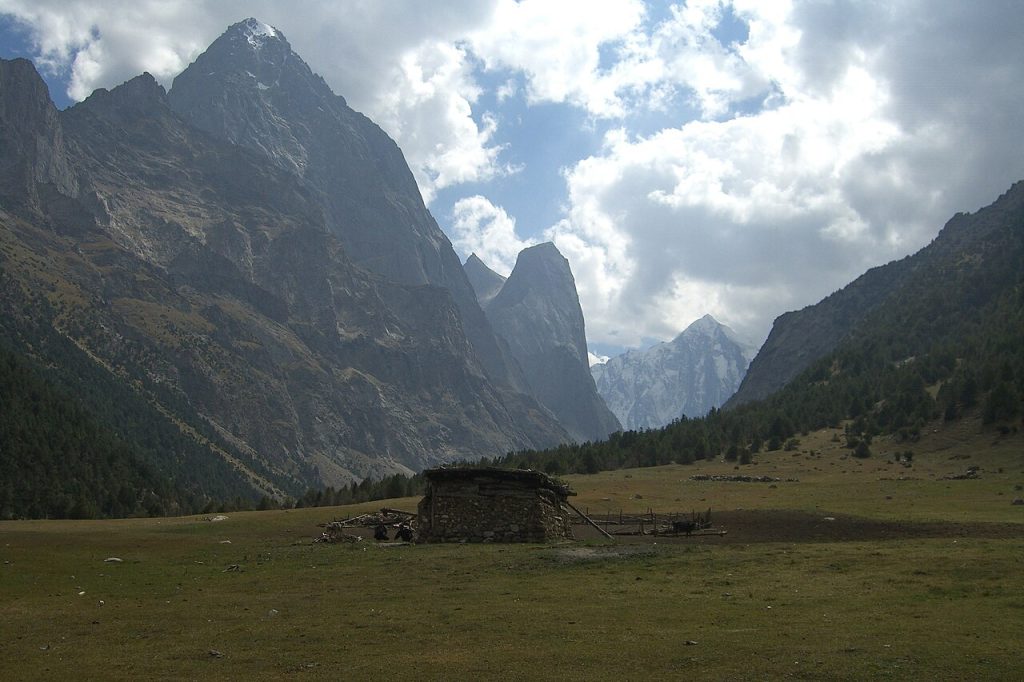 Karavshin Valley