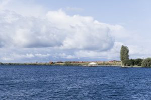 Subject photograph — File:Issyk Kul Lake recreation zone, Issyk Kul region, Kyrgyzstan.jpg