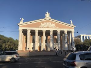 Театр оперы и балета имени Абдыласа Малдыбаева