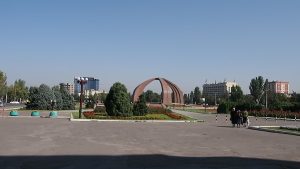 Площадь Победы в Бишкеке