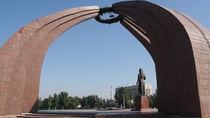 Площадь Победы в Бишкеке