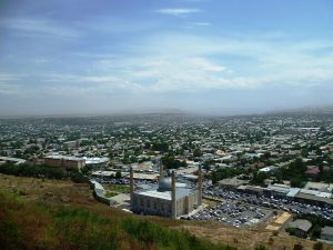 Osh viewed from Sulaiman-Too, with the Sulaiman-Too Mosque below.