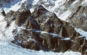 Ratsek Peak, viewed from the northeast. Original guide annotations retained.