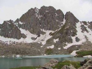 Yrdik lakes and their mountain setting